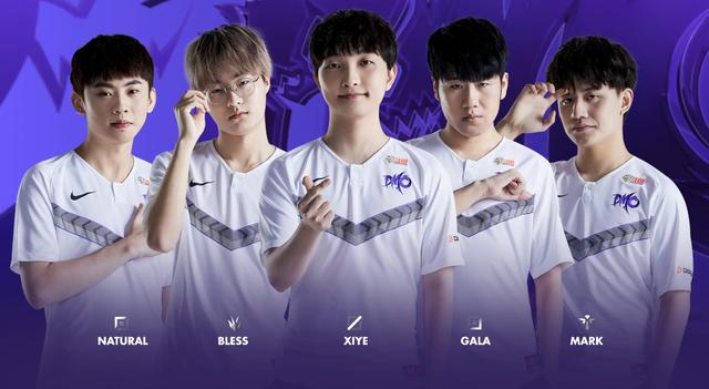 时仍然保持 时仍然保持