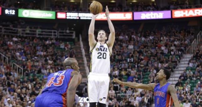 与此同时 与此同时